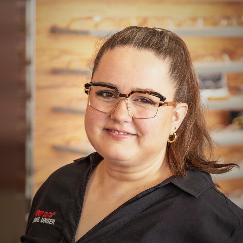 Kathleen Schlicht, Augenoptikerin und Hörgeräteberaterin bei Paul Unger Augenoptik & Hörakustik